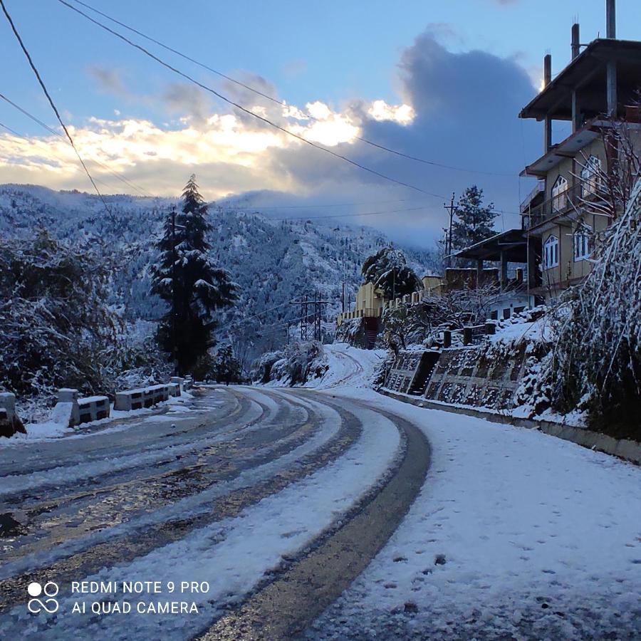 Trushali Homestay Нарканда Екстериор снимка